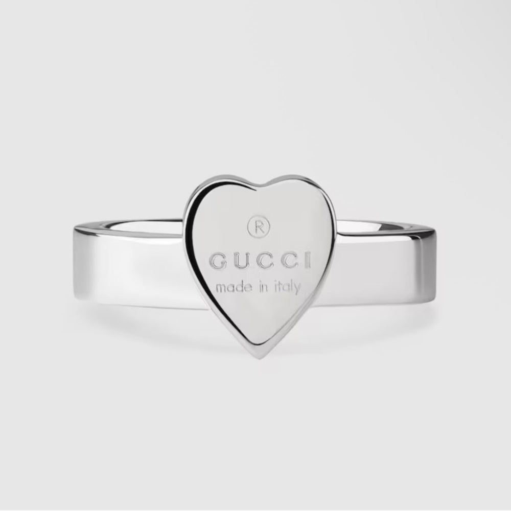 Gucci Silver Heart Emblem Ring